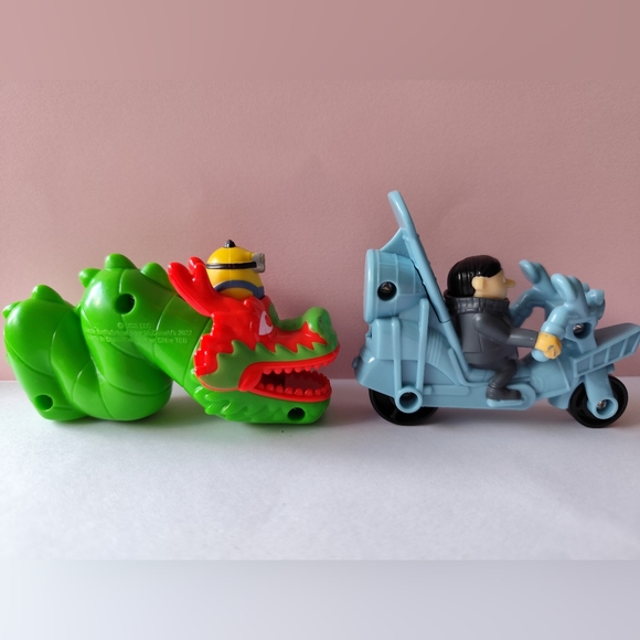 McDonald’s Happy Meal Toy Minions The Rise of Gru 2022 Lot of 2 - Picture 4 of 8